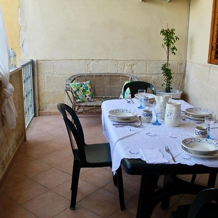 Lo Yacht Hotel Porto Cesareo Bagian luar foto